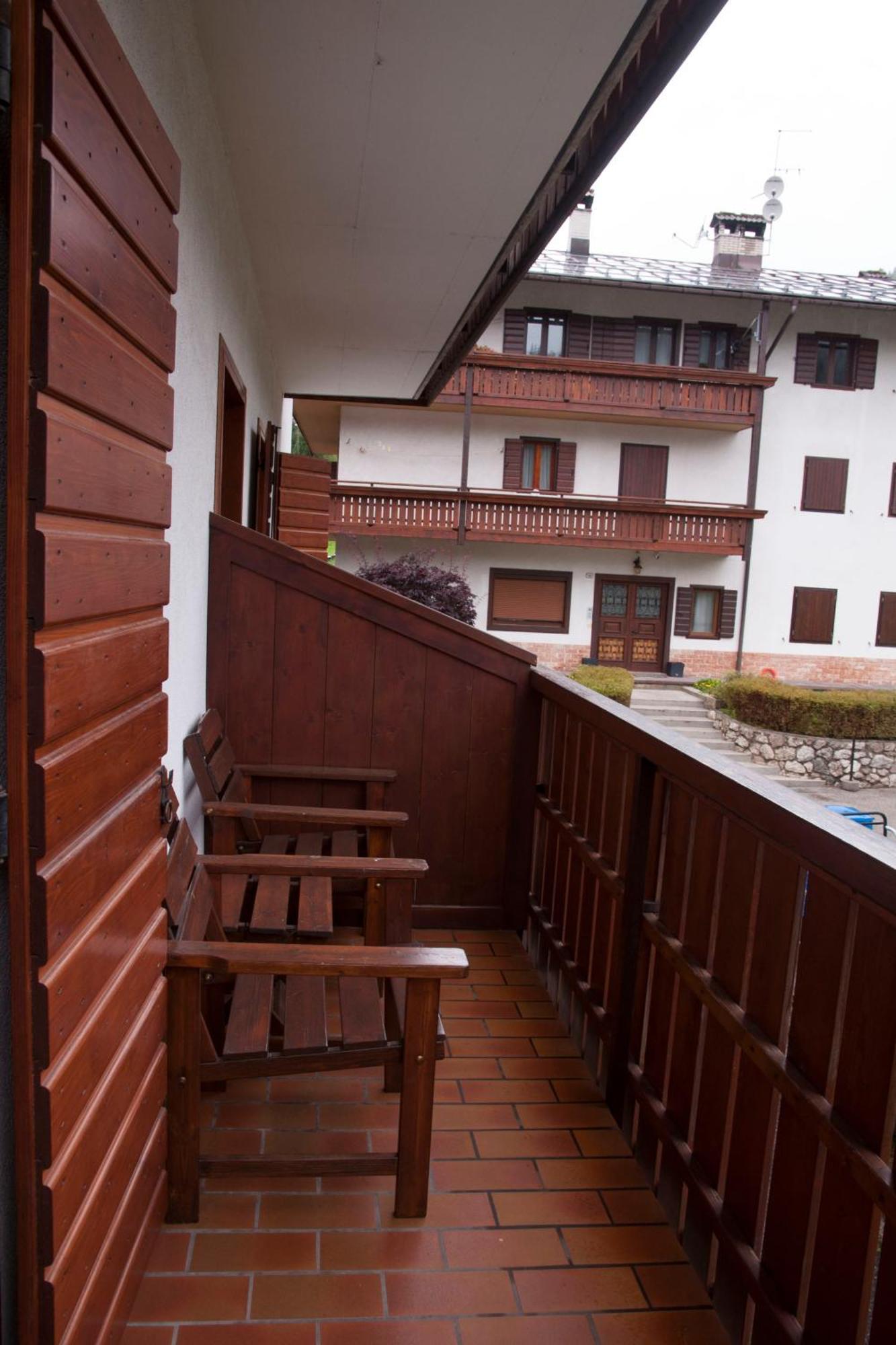 Garni Mariolina Acomodação com café da manhã Falcade Exterior foto